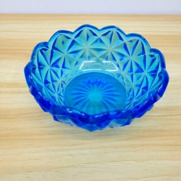 Vintage Monticello Indiana Glass Blue  Candy Dish - Picture 2 of 16